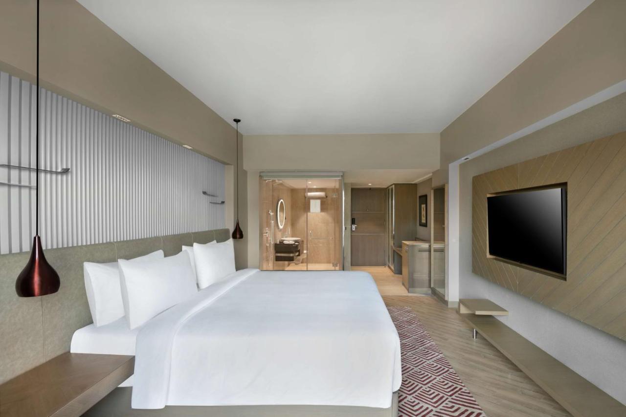 Radisson Hotel Sector 29 Gurugram Gurgaon Exterior photo
